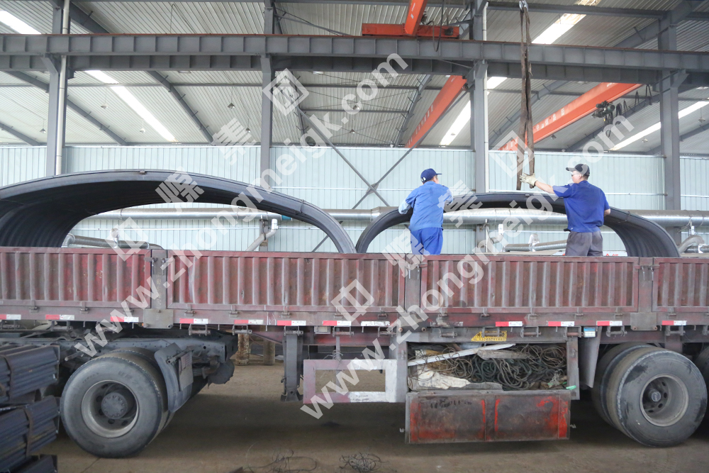 中煤集团一批新型U型钢支架发往曲阜